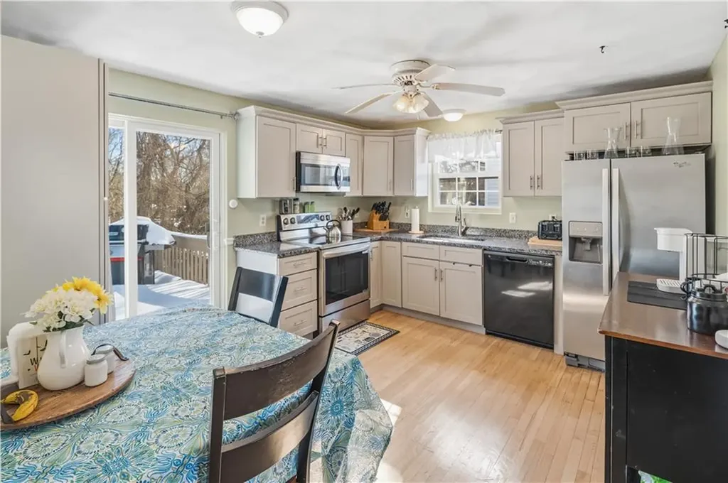 18 Aroostook Trail Narragansett RI 02882