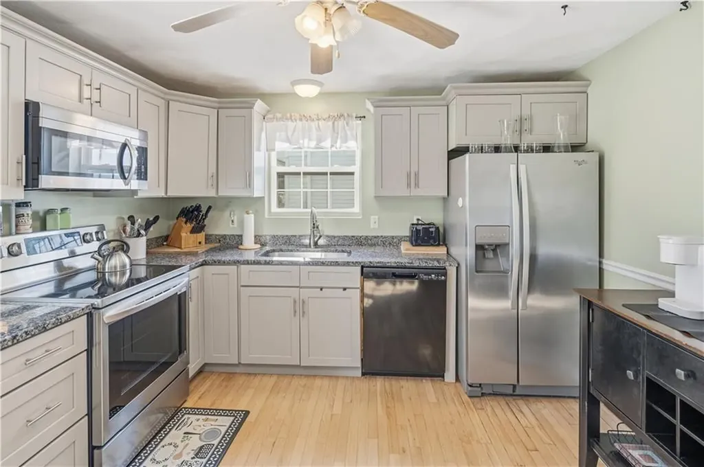 18 Aroostook Trail Narragansett RI 02882