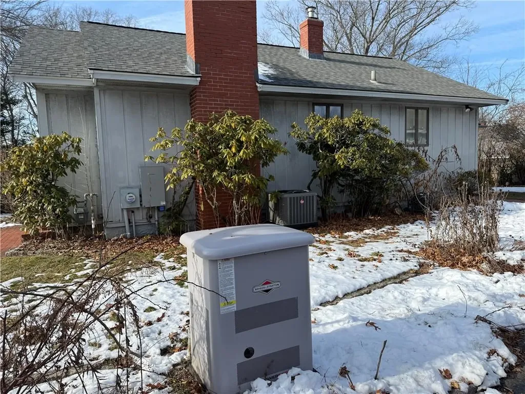 27 Shean Street Cranston RI 02920