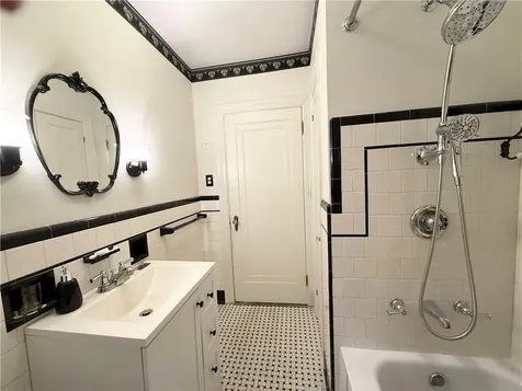 27 Shean Street Cranston RI 02920