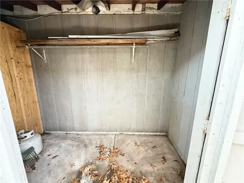 27 Shean Street Cranston RI 02920