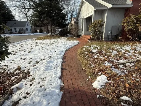 27 Shean Street Cranston RI 02920