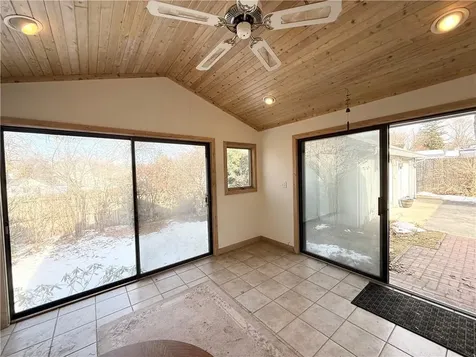 27 Shean Street Cranston RI 02920