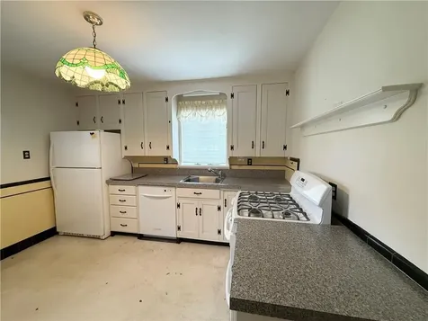 27 Shean Street Cranston RI 02920