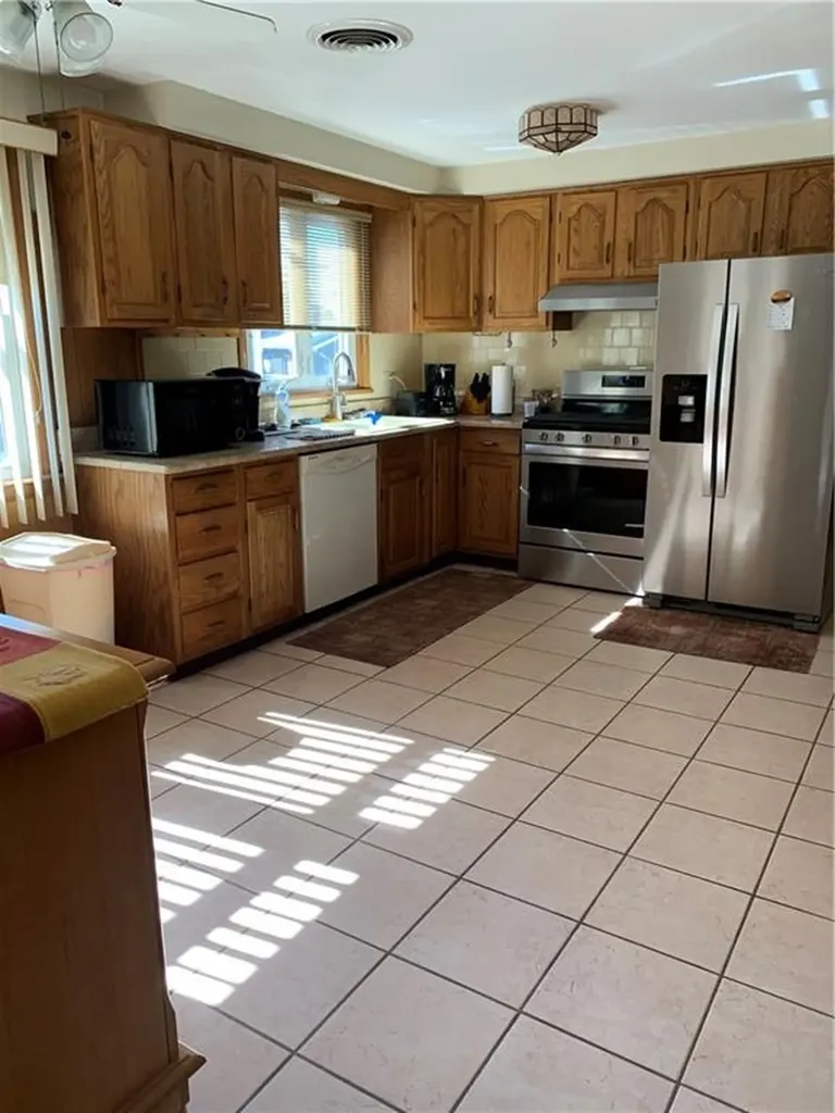 82 Merchant Street North Providence RI 02911