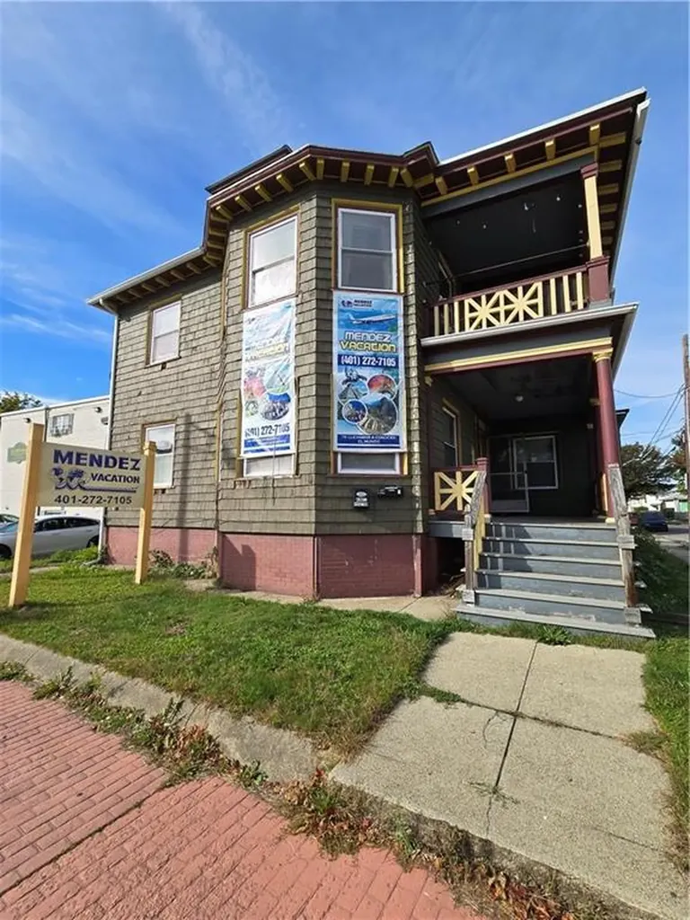 217 Elmwood Avenue Providence RI 02907