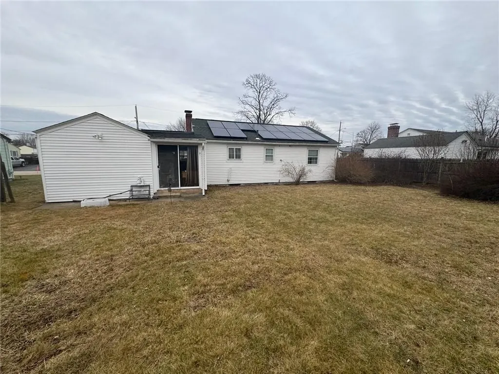 20 Commodore Avenue Warwick RI 02888