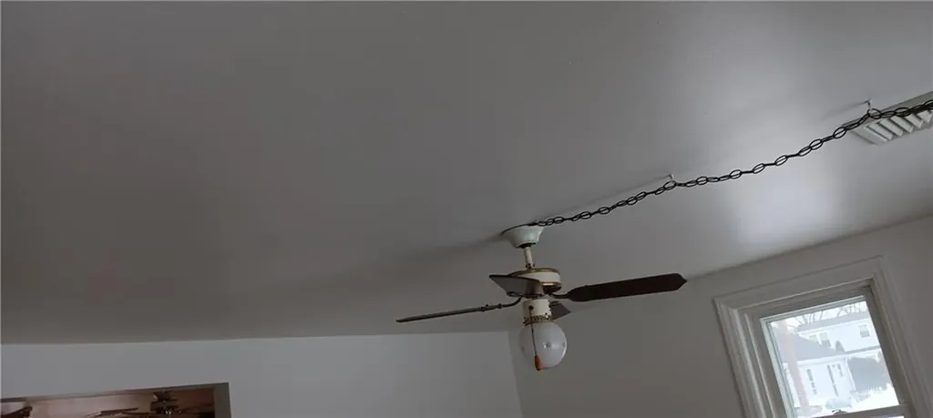 5 Barre Court Warwick RI 02886