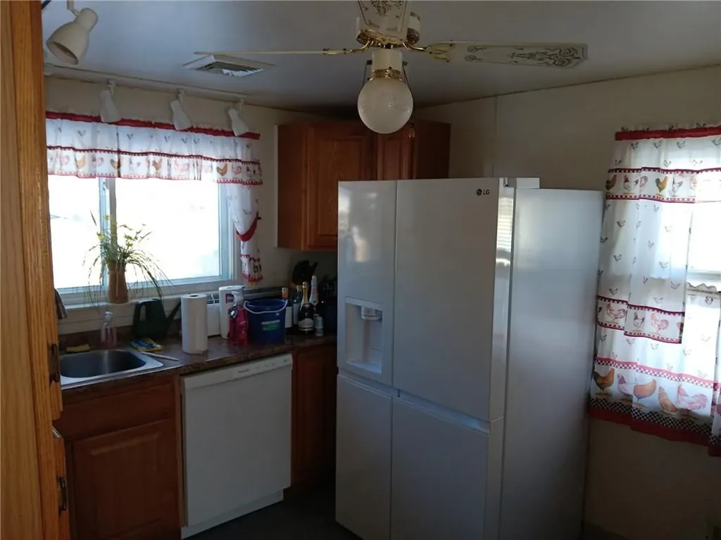 5 Barre Court Warwick RI 02886