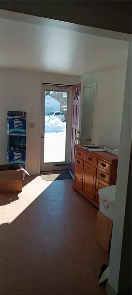 5 Barre Court Warwick RI 02886