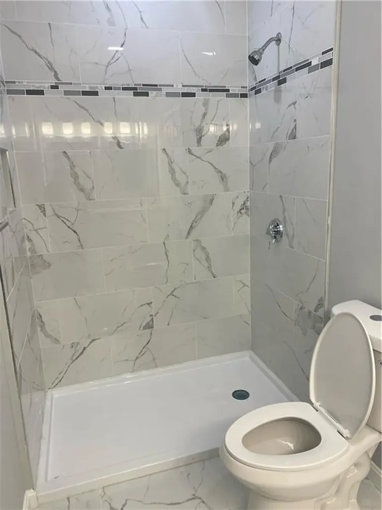 184 Avenue C Woonsocket RI 02895