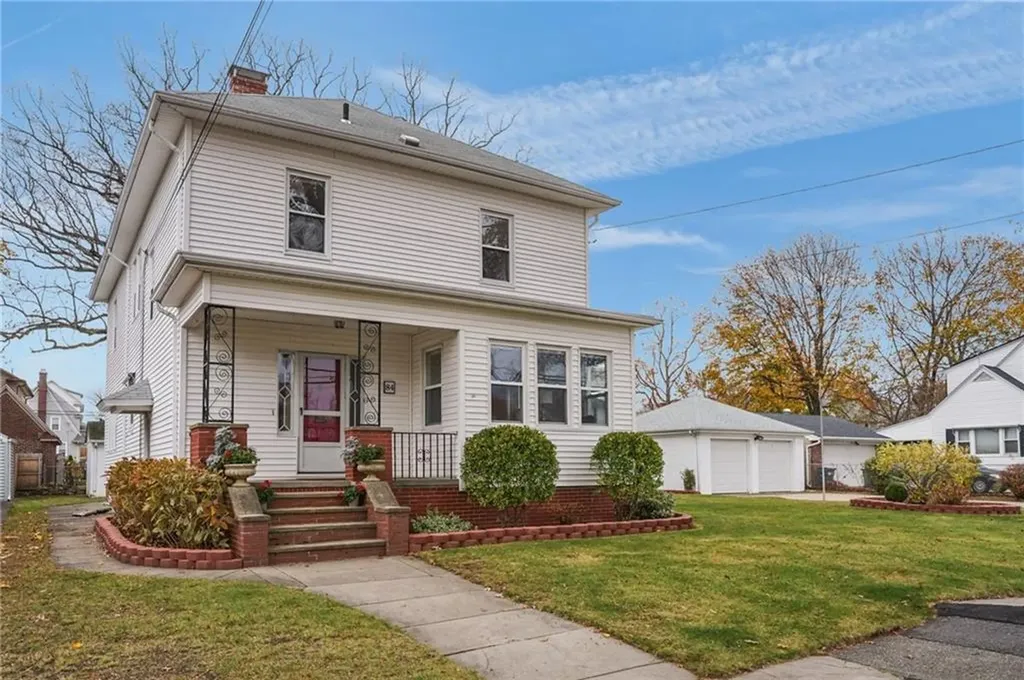 84 Enfield Avenue Providence RI 02908
