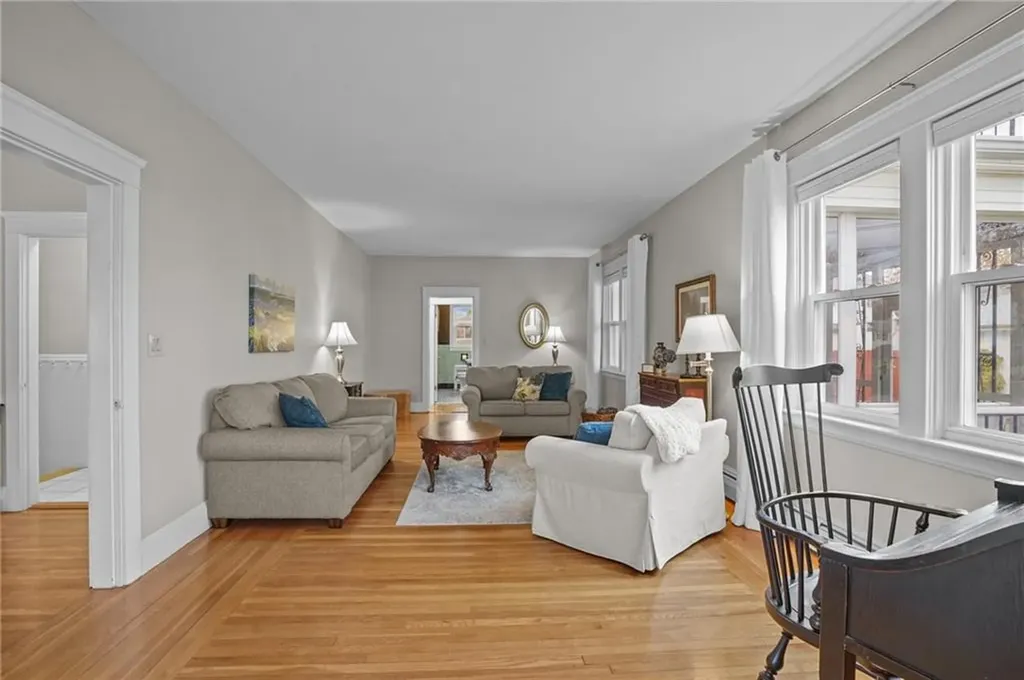 84 Enfield Avenue Providence RI 02908