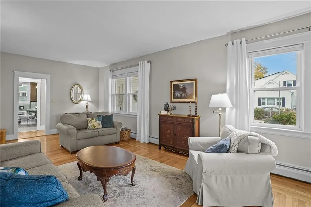 84 Enfield Avenue Providence RI 02908