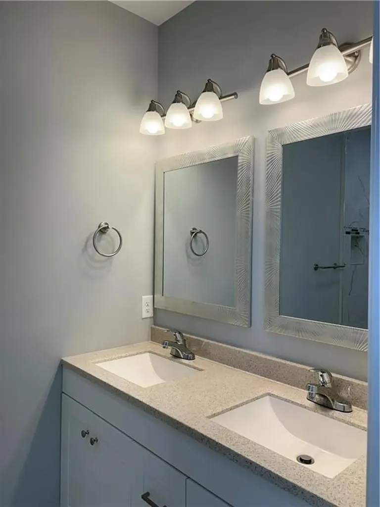 184 Avenue C Woonsocket RI 02895