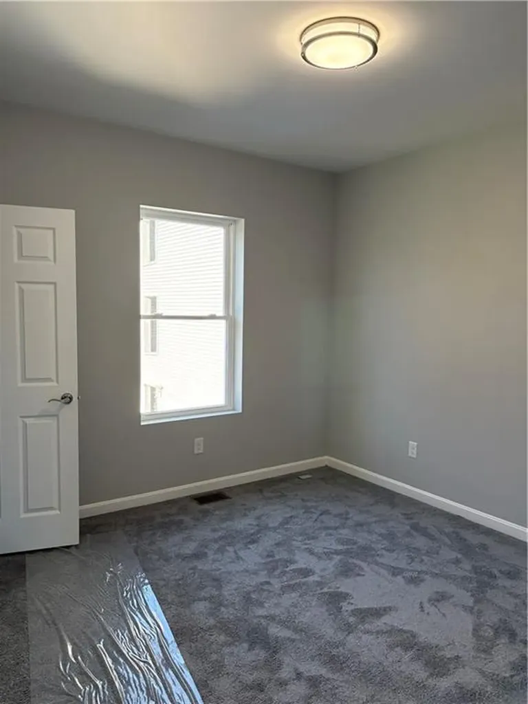 184 Avenue C Woonsocket RI 02895