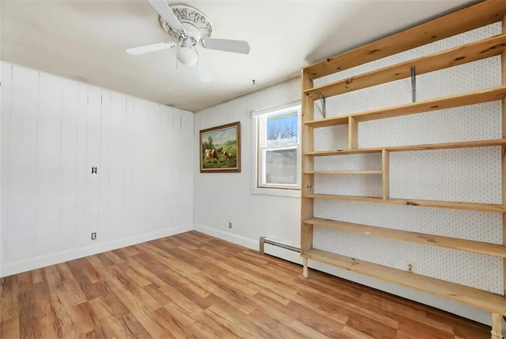 16 Oak Street Hopkinton RI 02804