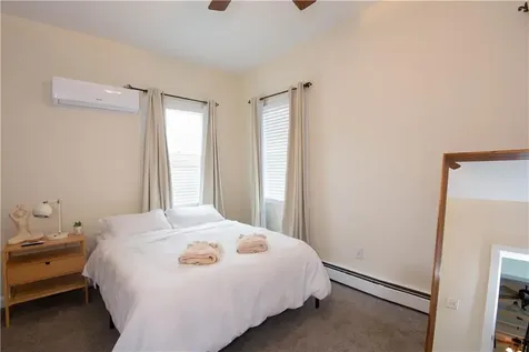 391 Aquidneck Avenue Middletown RI 02842