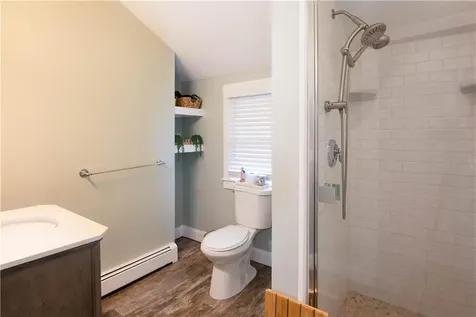 391 Aquidneck Avenue Middletown RI 02842
