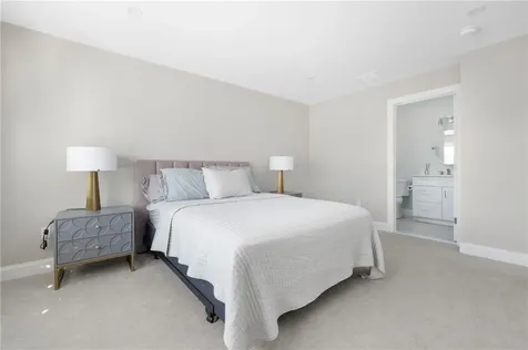 25 Franklin Road East Greenwich RI 02818