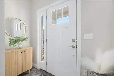 25 Franklin Road East Greenwich RI 02818