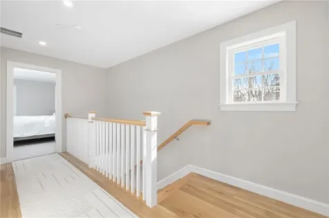 25 Franklin Road East Greenwich RI 02818