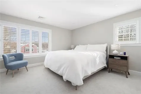 25 Franklin Road East Greenwich RI 02818