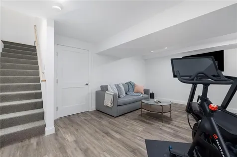 25 Franklin Road East Greenwich RI 02818