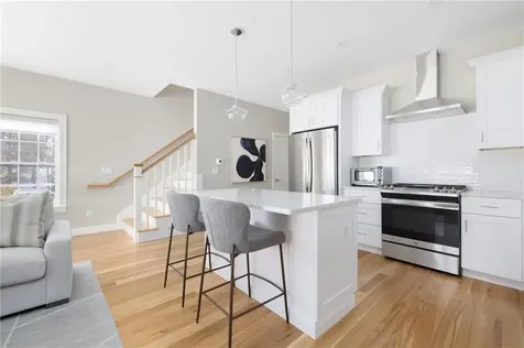 25 Franklin Road East Greenwich RI 02818