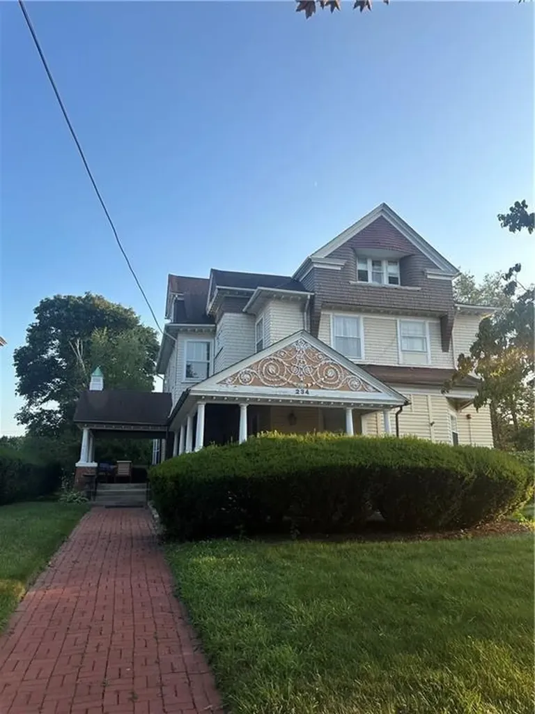 234 Norwood Avenue Cranston RI 02905