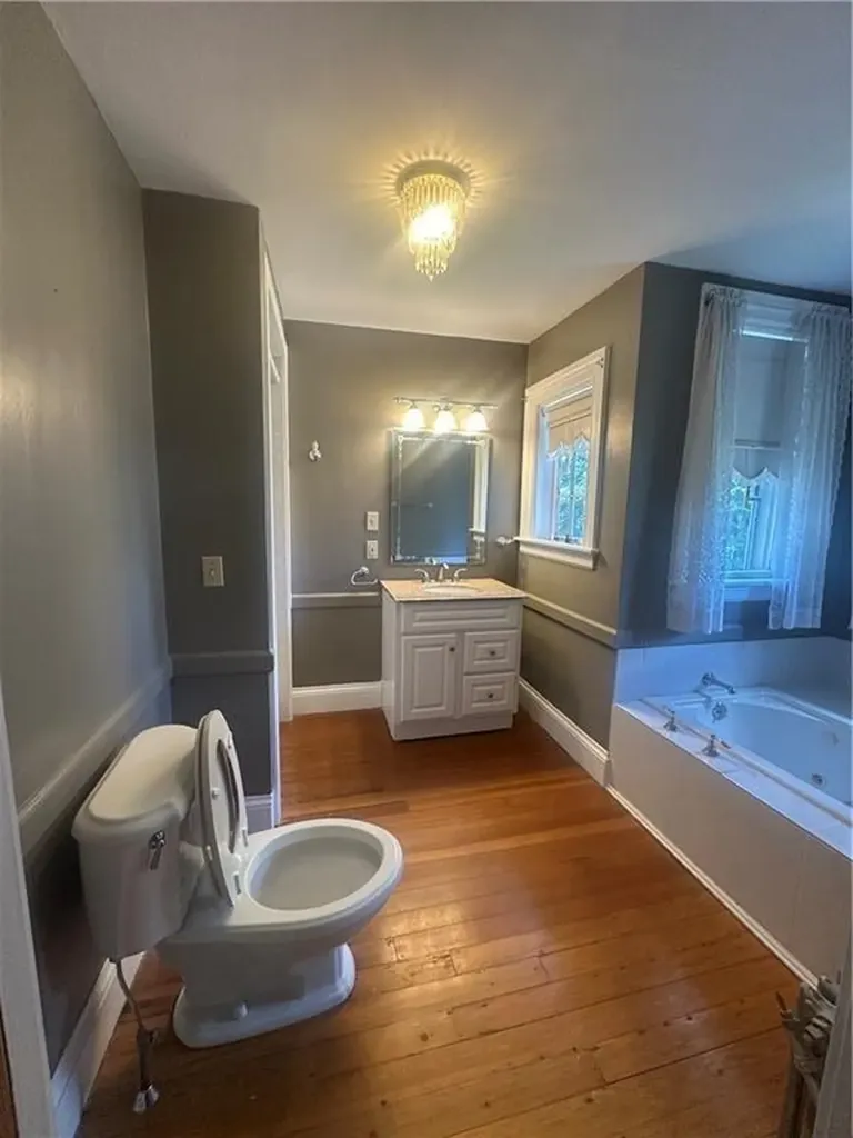 234 Norwood Avenue Cranston RI 02905