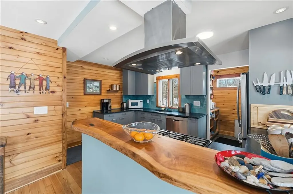 65 Columbia Heights Oval Circle Charlestown RI 02813