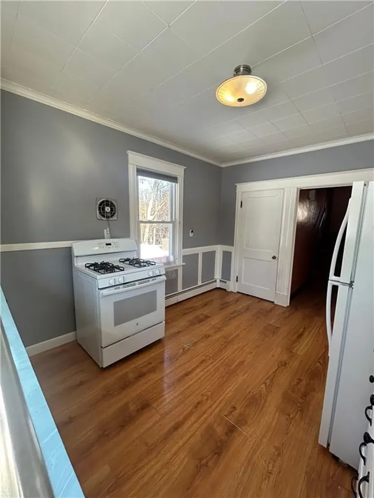 18 Hobson Avenue North Providence RI 02911