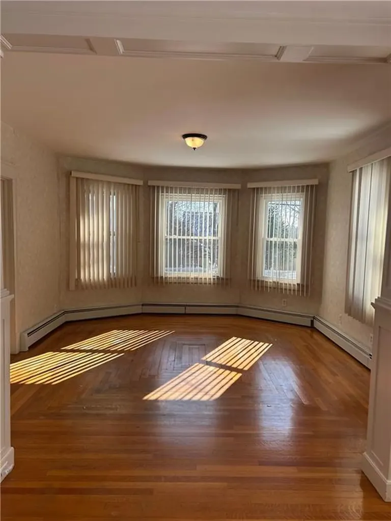 18 Hobson Avenue North Providence RI 02911