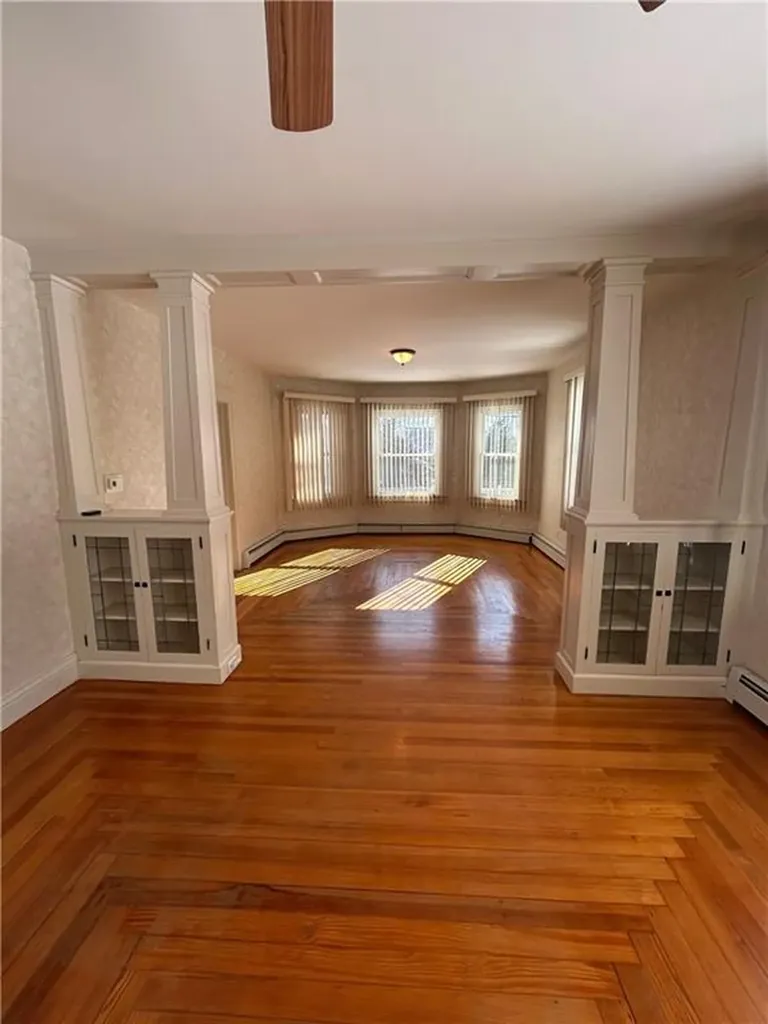 18 Hobson Avenue North Providence RI 02911