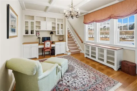 7 Eagle Drive Dartmouth MA 02748