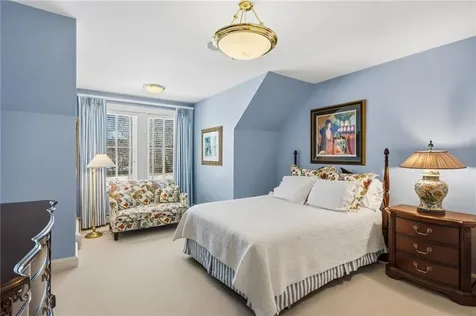 7 Eagle Drive Dartmouth MA 02748