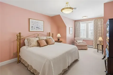 7 Eagle Drive Dartmouth MA 02748