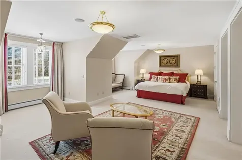 7 Eagle Drive Dartmouth MA 02748