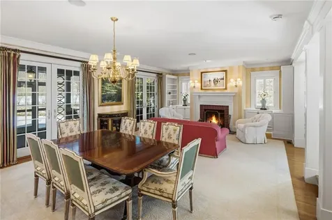 7 Eagle Drive Dartmouth MA 02748