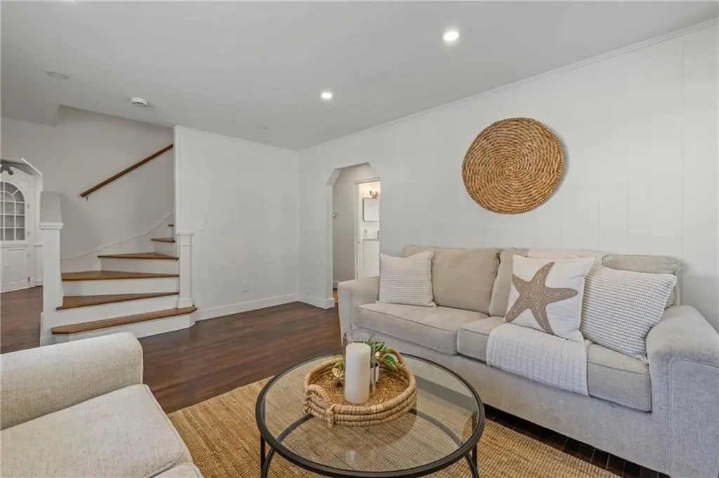 47 Bretton Woods Drive Cranston RI 02920