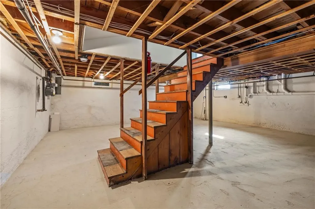 47 Bretton Woods Drive Cranston RI 02920