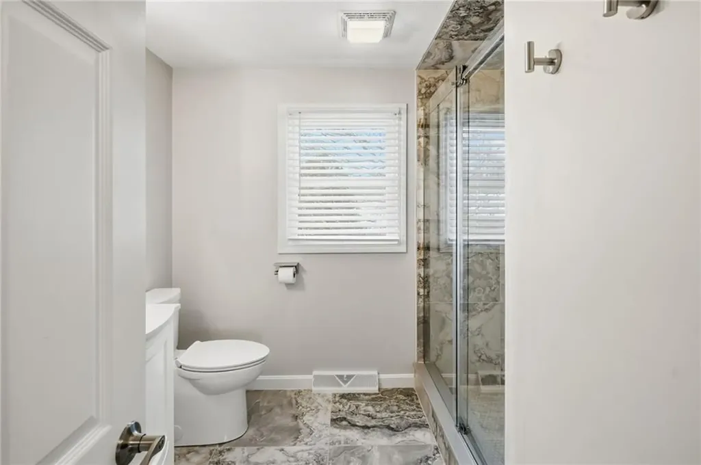 23 Benefit Street Warwick RI 02886