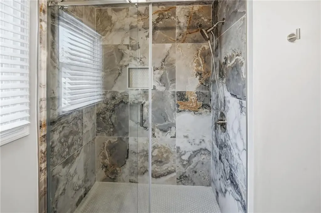 23 Benefit Street Warwick RI 02886