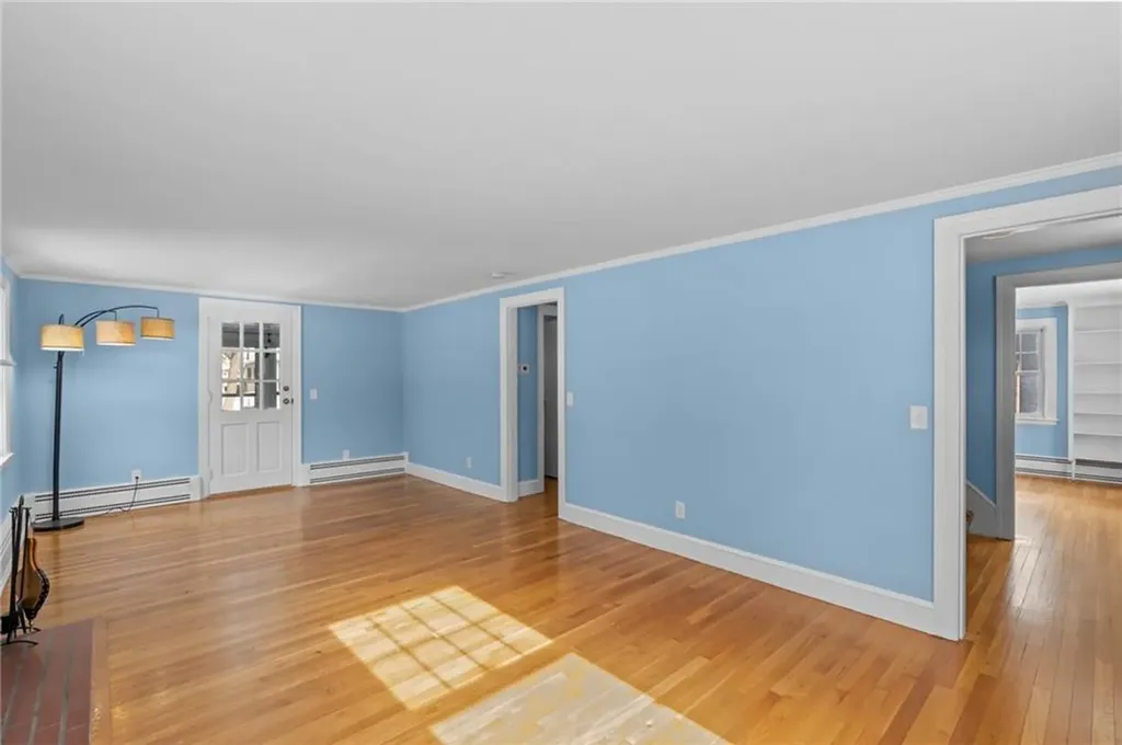 59 Ferry Lane Barrington RI 02806