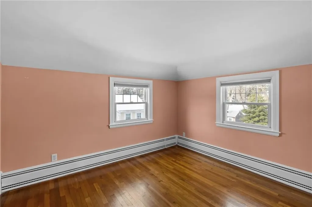 59 Ferry Lane Barrington RI 02806