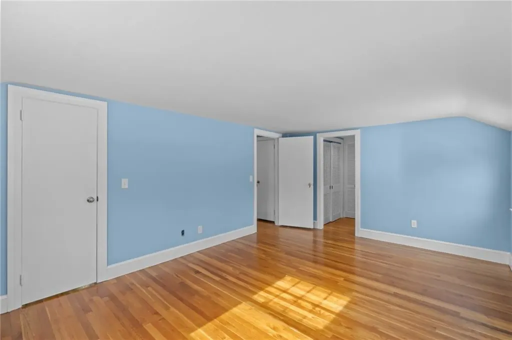 59 Ferry Lane Barrington RI 02806