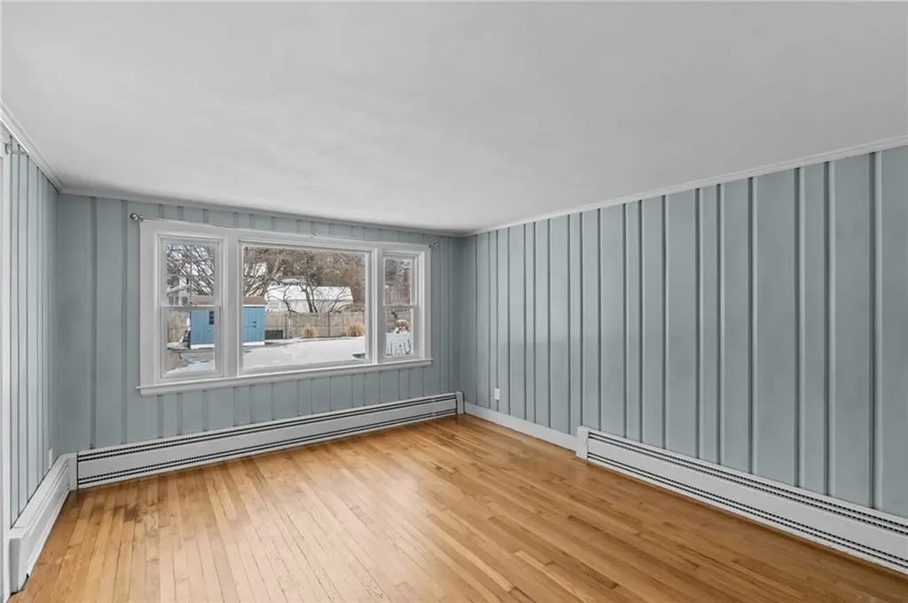 59 Ferry Lane Barrington RI 02806