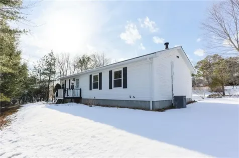 42 Hopkins Avenue Johnston RI 02919