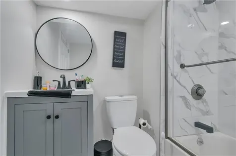 215 Kenyon Avenue Pawtucket RI 02861